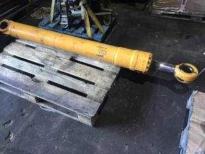 Liebherr Cilindro de izado